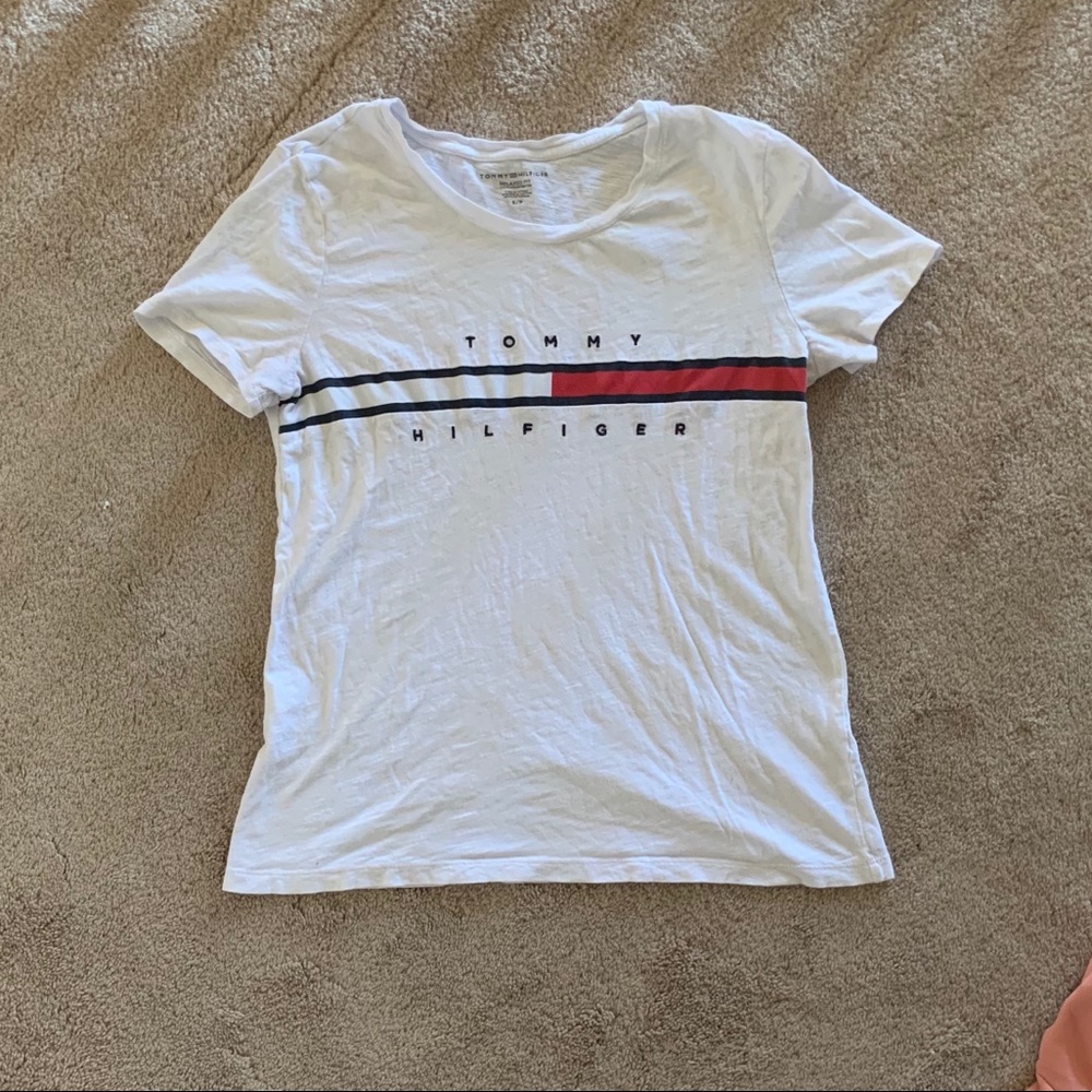 White tommy hilfiger shirt🤍